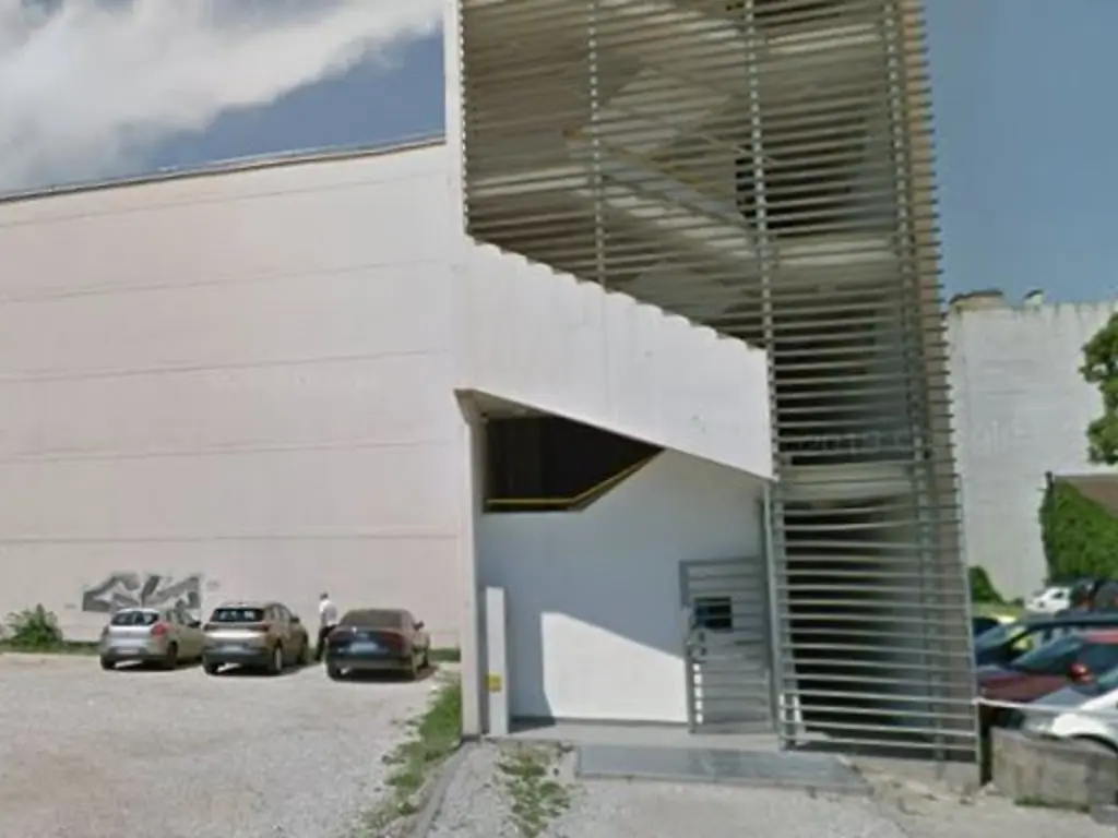 Változik a gyalogos bejáró a Régiposta utcai parkolóháznál