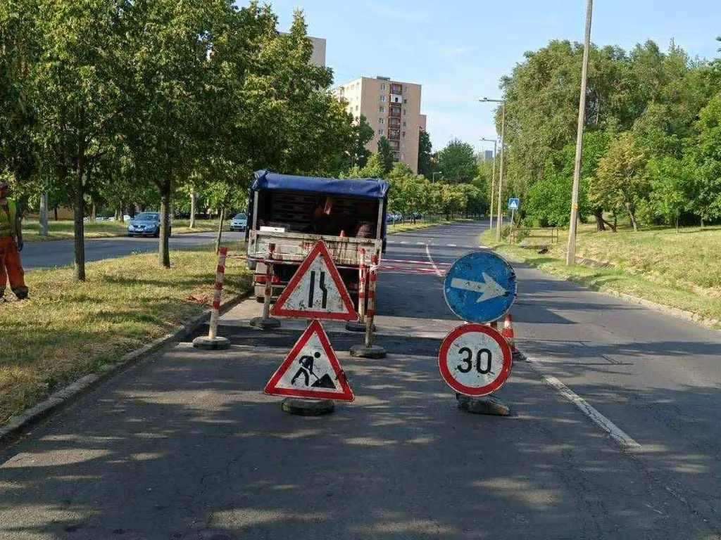 közterület-bontási és hibaelhárítási munkálat