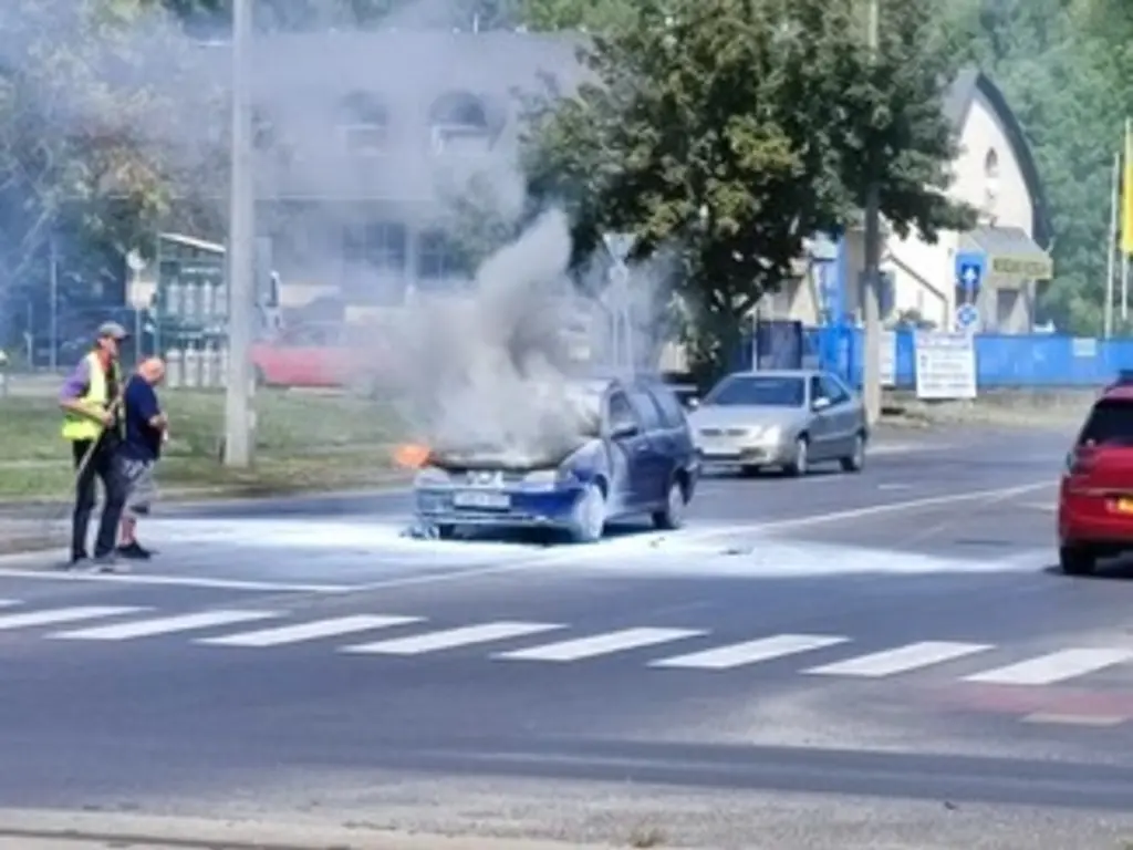  szombati autótűz