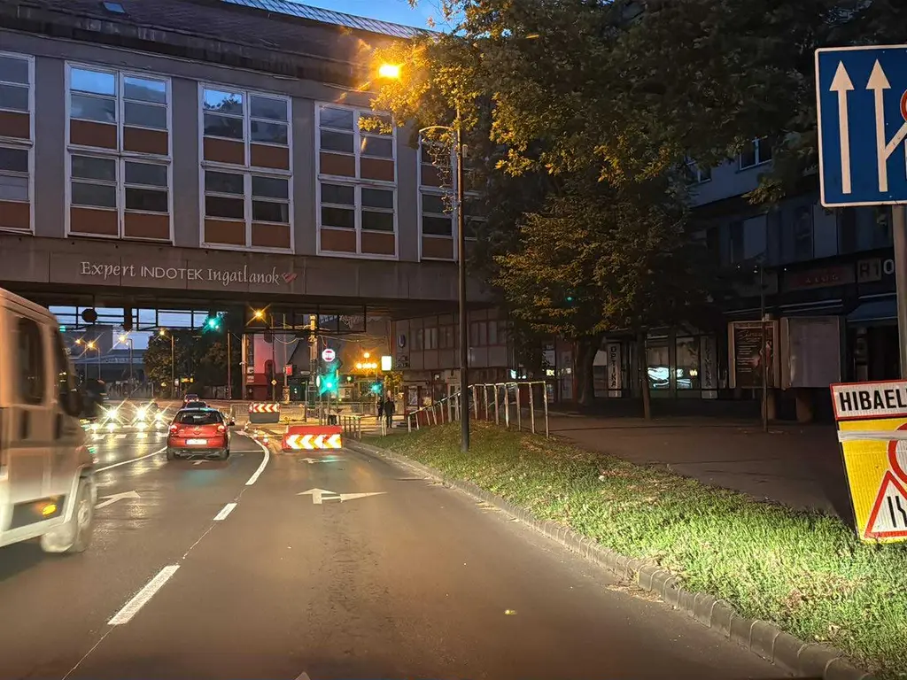 közterület-bontási és hibaelhárítási munkálat