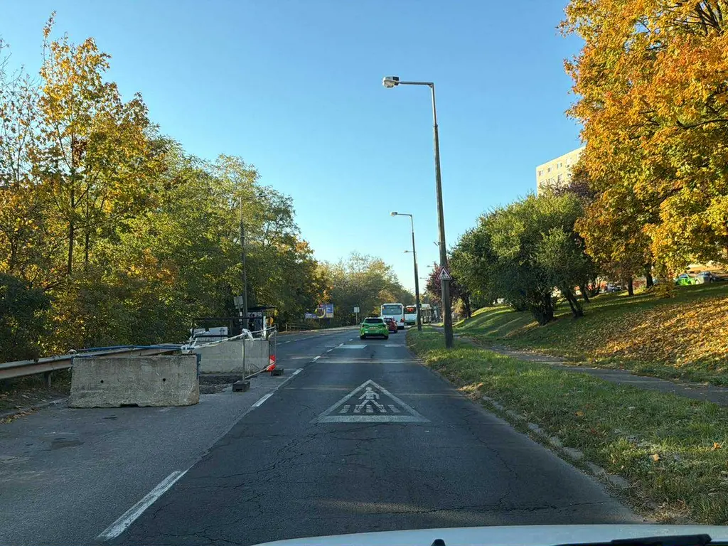 közterület-bontási és hibaelhárítási munkálat