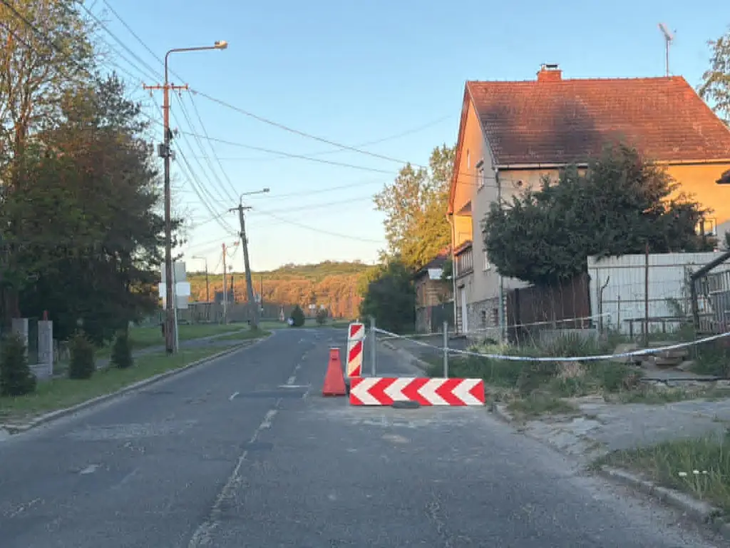 közterület-bontási és hibaelhárítási munkálatok