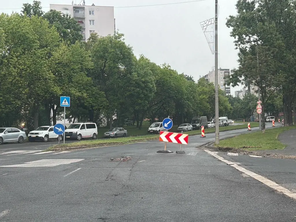 közterület-bontási és hibaelhárítási munkálatok