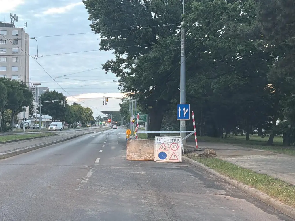 közterület-bontási és hibaelhárítási munkálatok