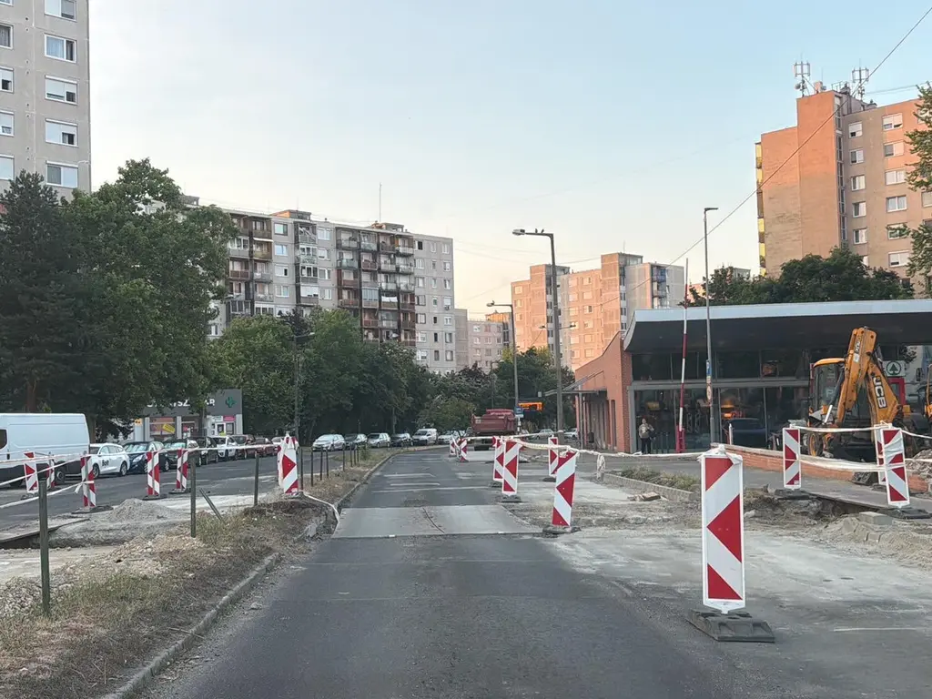 közterület-bontási és hibaelhárítási munkálatok
