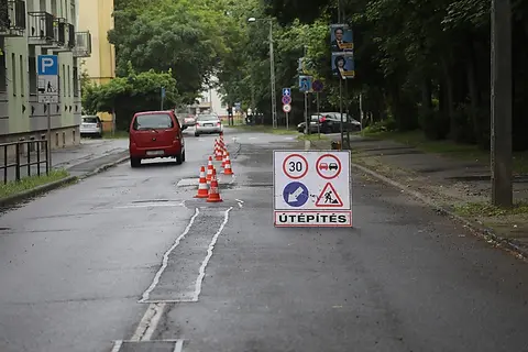 közterület-bontási és hibaelhárítási munkálat